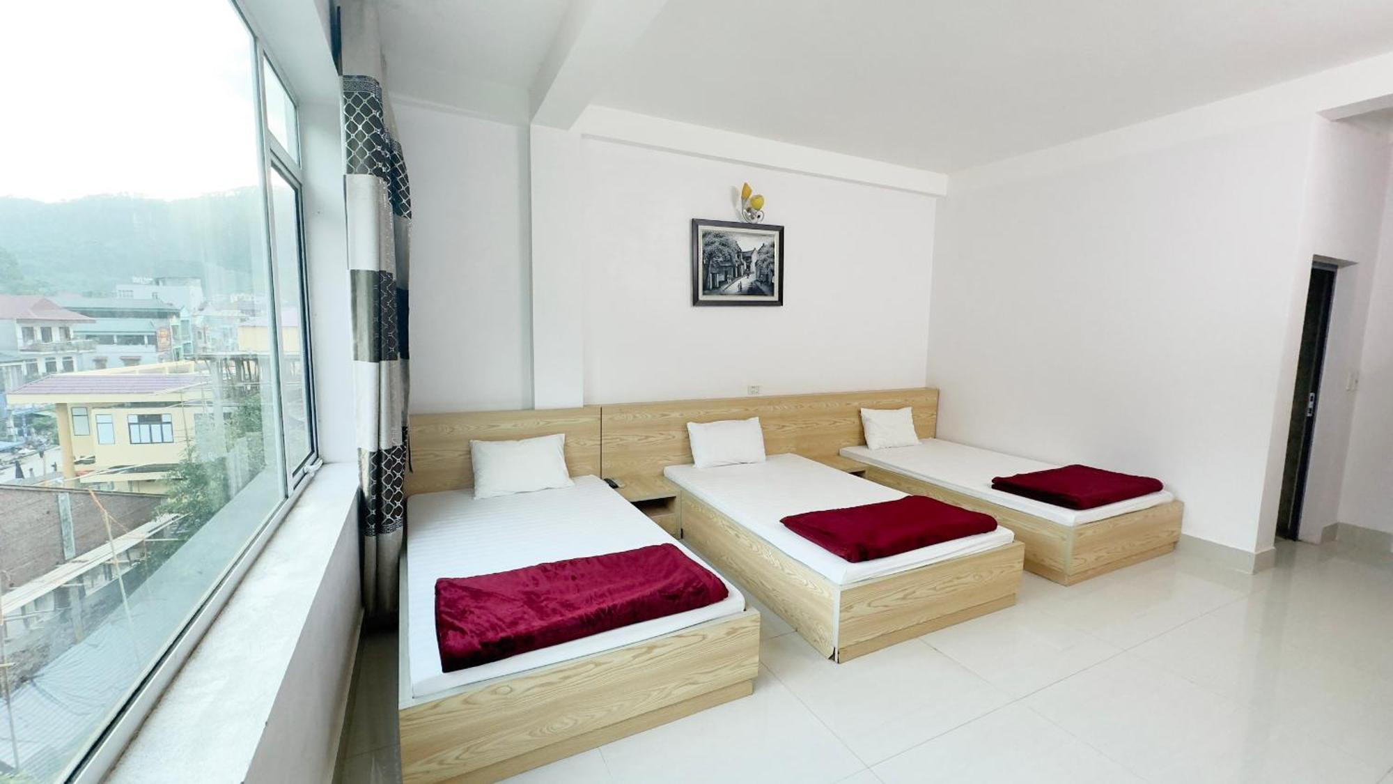 Quy Anh Hotel Bao Lac Town Extérieur photo