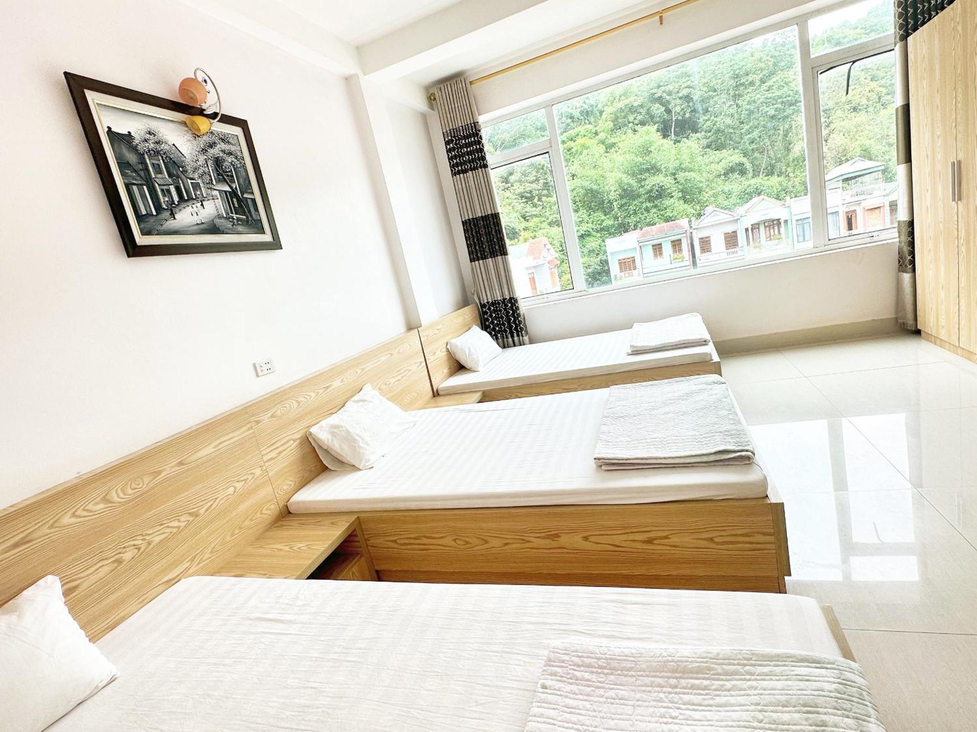 Quy Anh Hotel Bao Lac Town Extérieur photo