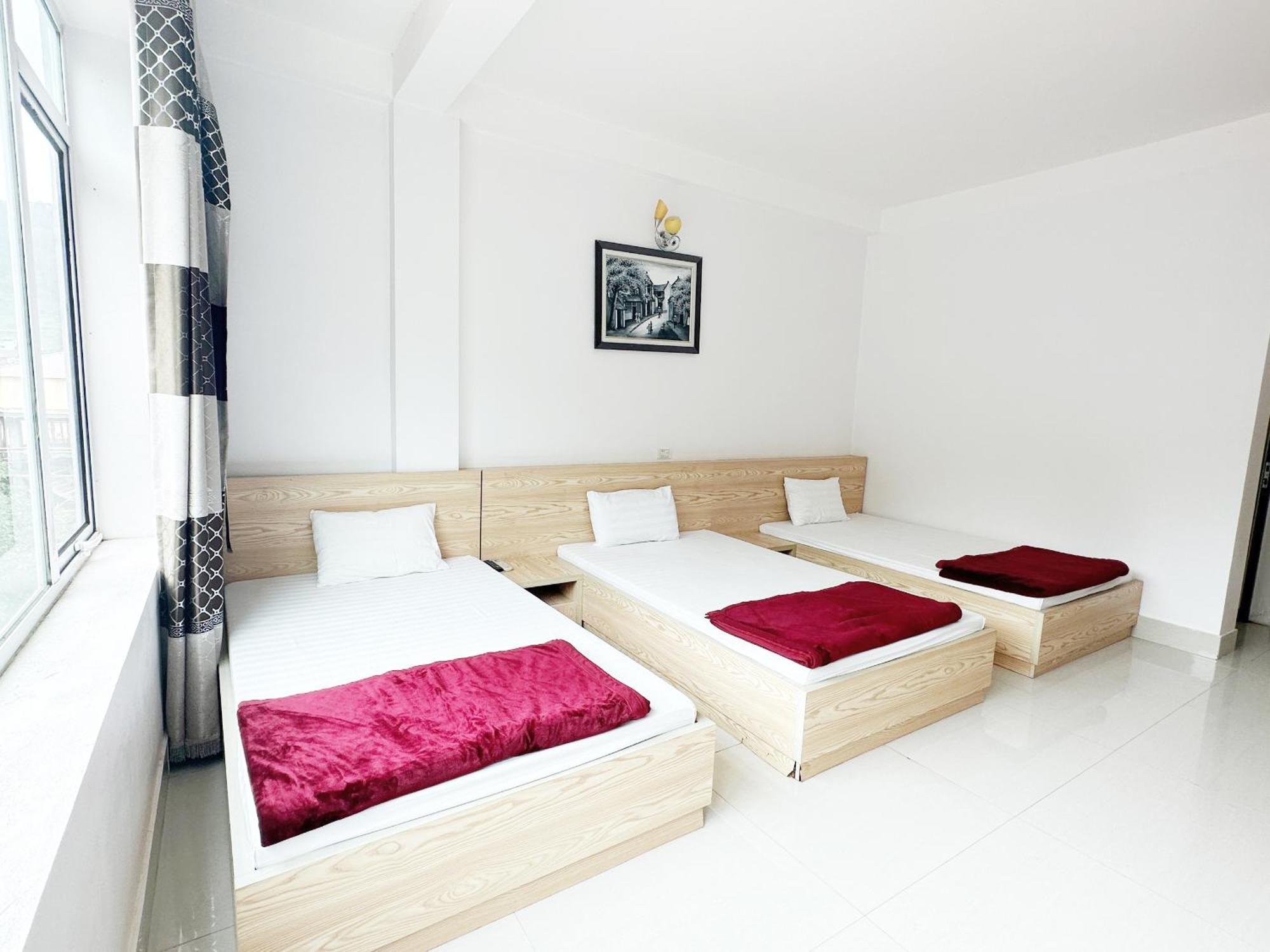 Quy Anh Hotel Bao Lac Town Extérieur photo